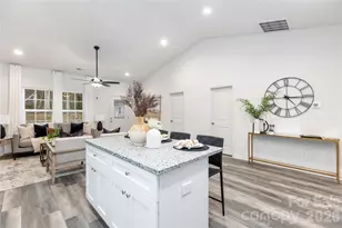 8814 Moores Chapel Rd, Charlotte, NC 28214 - Photo 17