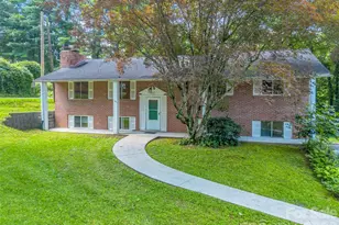 1317 Hyman Ave, Hendersonville, NC 28792 - Photo 9