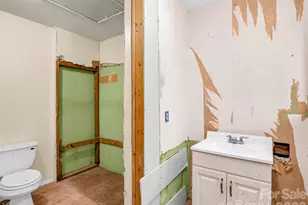 1317 Hyman Ave, Hendersonville, NC 28792 - Photo 25