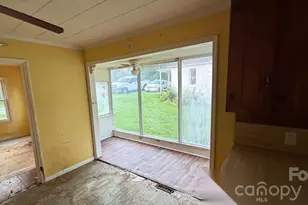 803 S Grove St, Lincolnton, NC 28092 - Photo 11