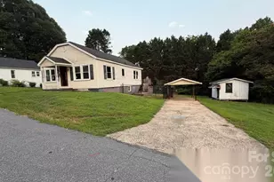 803 S Grove St, Lincolnton, NC 28092 - Photo 3