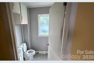 803 S Grove Street, Lincolnton, NC 28092 - Photo 15