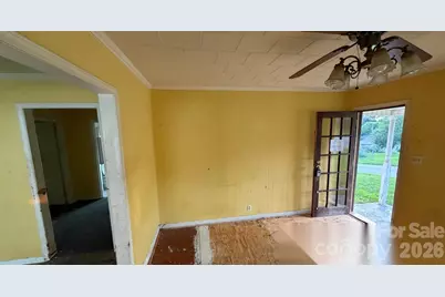 803 S Grove Street, Lincolnton, NC 28092 - Photo 13