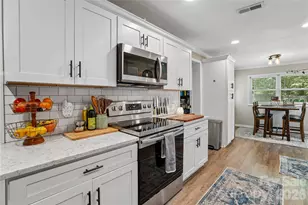 206 Price St, Mount Holly, NC 28120 - Photo 15