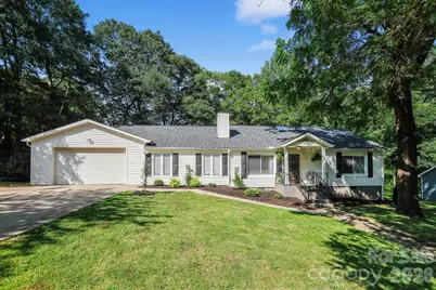 206 Price Street, Mount Holly, NC 28120 - Photo 1