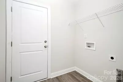 2595 Henry Falls Drive, Hickory, NC 28602 - Photo 31