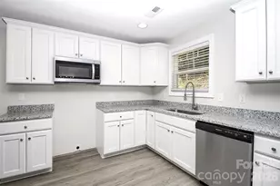 2595 Henry Falls Dr, Hickory, NC 28602 - Photo 5