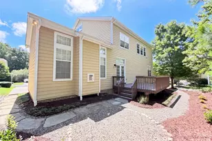 9928 Daufuskie Dr, Charlotte, NC 28278 - Photo 5