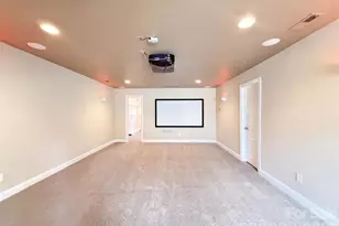 9928 Daufuskie Dr, Charlotte, NC 28278 - Photo 21