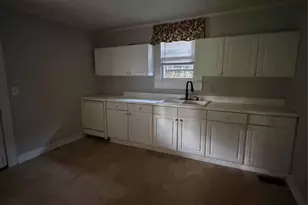 77 Archer St, Granite Falls, NC 28630 - Photo 11