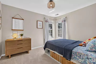 8914 Raven Park Drive, Charlotte, NC 28216 - Photo 29