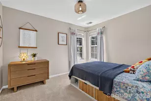 8914 Raven Park Dr, Charlotte, NC 28216 - Photo 29