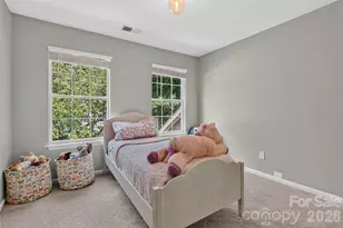 8914 Raven Park Dr, Charlotte, NC 28216 - Photo 31