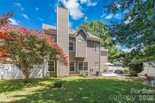8914 Raven Park Dr, Charlotte, NC 28216 - Photo 37