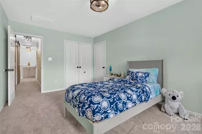 8914 Raven Park Drive, Charlotte, NC 28216 - Photo 35