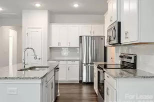 4512 Grove Manor Dr, Waxhaw, NC 28173 - Photo 5
