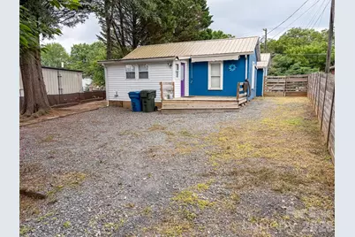 29 10th Street SE, Hickory, NC 28602 - Photo 5