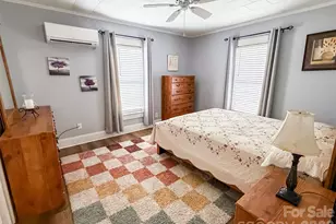 29 10th St SE, Hickory, NC 28602 - Photo 21