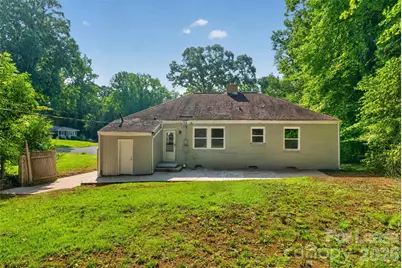 1509 Wickham Lane, Charlotte, NC 28208 - Photo 21