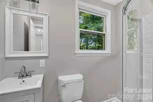 1509 Wickham Ln, Charlotte, NC 28208 - Photo 11
