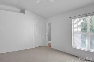 10747 Essex Hall Dr, Charlotte, NC 28277 - Photo 27