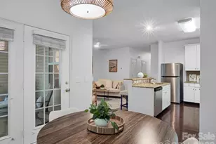 10747 Essex Hall Dr, Charlotte, NC 28277 - Photo 15