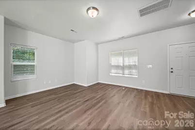 6013 Vista Woods Lane, Charlotte, NC 28215 - Photo 3