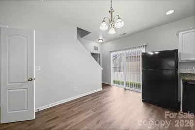 6013 Vista Woods Lane, Charlotte, NC 28215 - Photo 9