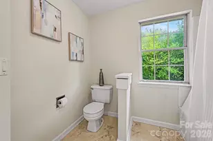 8834 Rittenhouse Cir, Charlotte, NC 28270 - Photo 17