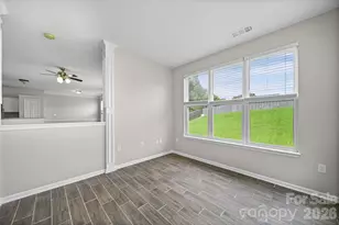 8246 Weeping Fig Ln, Charlotte, NC 28215 - Photo 15