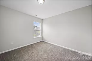 8246 Weeping Fig Ln, Charlotte, NC 28215 - Photo 27