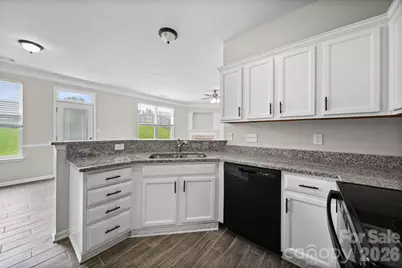 8246 Weeping Fig Lane, Charlotte, NC 28215 - Photo 11
