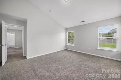8246 Weeping Fig Lane, Charlotte, NC 28215 - Photo 17