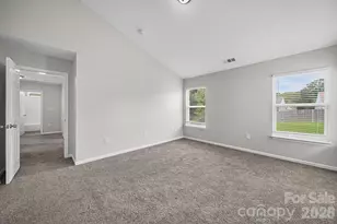 8246 Weeping Fig Ln, Charlotte, NC 28215 - Photo 17