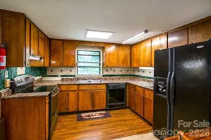 901 Rufus Robinson Rd, Sylva, NC 28779 - Photo 15