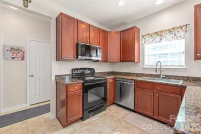 11639 Tucker Field Road, Midland, NC 28107 - Photo 9