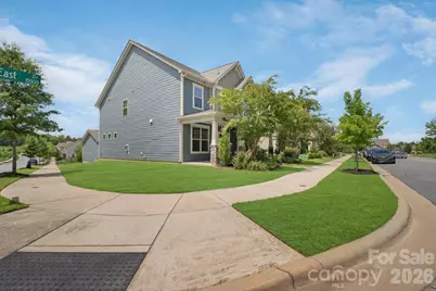 15505 Davidson East Drive, Davidson, NC 28036 - Photo 3