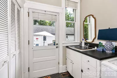 804 E Broad Street, Statesville, NC 28677 - Photo 25