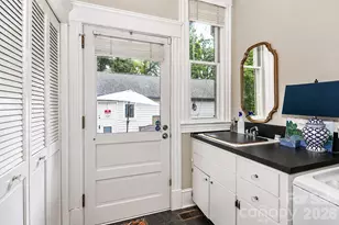 804 E Broad St, Statesville, NC 28677 - Photo 25