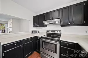 7500 Woods Ln, Cornelius, NC 28031 - Photo 23