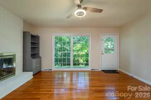 76 Maple Springs Rd, Asheville, NC 28805 - Photo 3