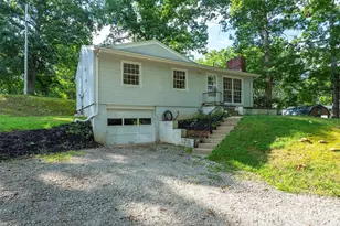 76 Maple Springs Rd, Asheville, NC 28805 - Photo 21