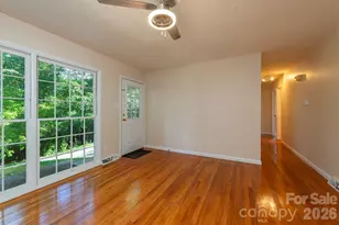 76 Maple Springs Rd, Asheville, NC 28805 - Photo 5