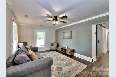328 Piedmont Avenue, Mount Holly, NC 28120 - Photo 7