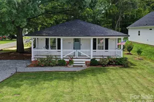 328 Piedmont Ave, Mount Holly, NC 28120 - Photo 1