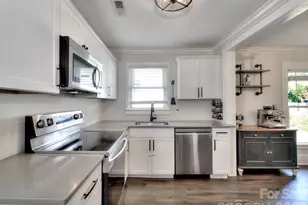 328 Piedmont Ave, Mount Holly, NC 28120 - Photo 13