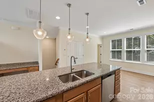 13116 Simoneaux Ln, Charlotte, NC 28277 - Photo 17