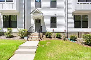 12133 Storm Ln, Charlotte, NC 28277 - Photo 3