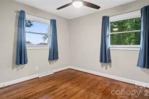 902 Dogwood Dr, Gastonia, NC 28054 - Photo 17
