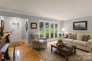 231 Kimberly Ann Dr, Hendersonville, NC 28792 - Photo 3
